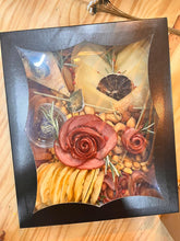 Carregar imagem no visualizador da galeria, Platter Box 2pax C/ Canastra - P (24h Antec.) Tam 22X20 COD202100