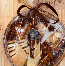 Carregar imagem no visualizador da galeria, Platter Redonda Mad. 2pax Brie + Canastra COD 202104