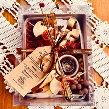 Carregar imagem no visualizador da galeria, Platter Box 2pax - Brie + Canastra (24h Antec.) Tam. 21x15 202101