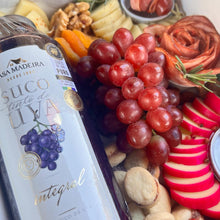 Carregar imagem no visualizador da galeria, PLatter Box 2pax C/ Mini Vinho ou Espumante - 24H de antecedencia COD 202102
