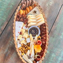 Carregar imagem no visualizador da galeria, Platter Redonda Mad. 2pax Brie + Canastra COD 202104