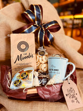 Carregar imagem no visualizador da galeria, Cesta Cafezinho Especial (9 itens) COD.505200