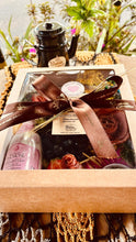 Carregar imagem no visualizador da galeria, PLatter Box 2pax C/ Mini Vinho ou Espumante - 24H de antecedencia COD 202102
