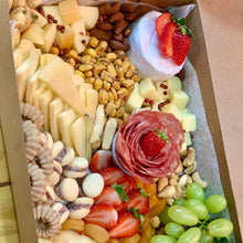 Carregar imagem no visualizador da galeria, Platter Box 3Pax 34x23C/ Queijo Canastra COD 202105
