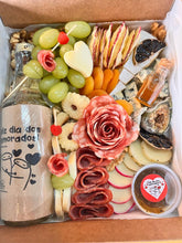 Carregar imagem no visualizador da galeria, PLatter Box 2pax Visor C/ Cachacinha 275ml- Tam24X20X8 COD 202106
