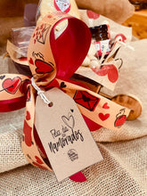 Carregar imagem no visualizador da galeria, Cesta - Carrinho do Amor (7 itens) COD.120612
