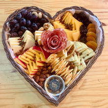 Carregar imagem no visualizador da galeria, Platter Coração para 4P Lowcarb (24h Antec.)

